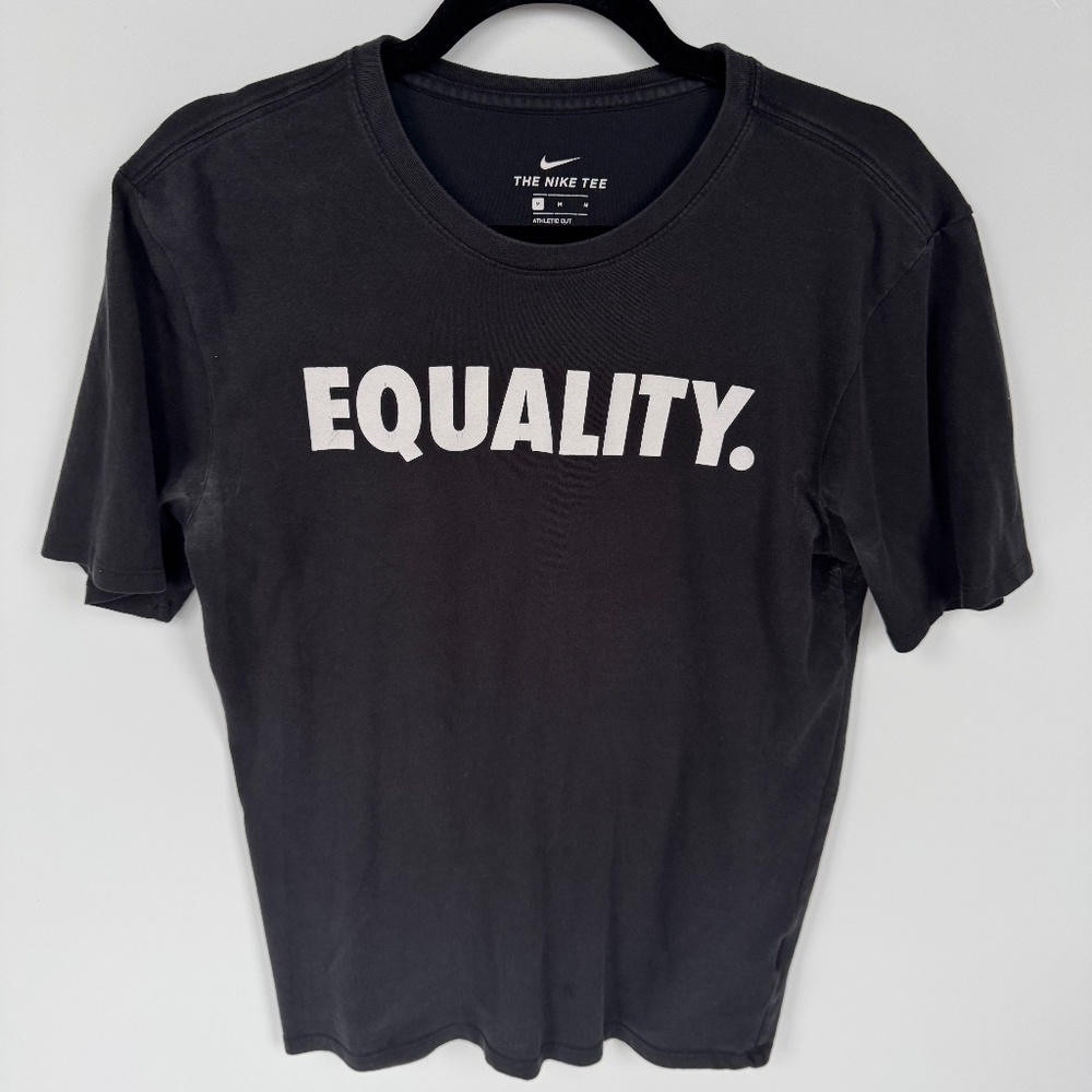 Nike “EQUALITY” Graphic T-Shirt – Black – Men’s Medium